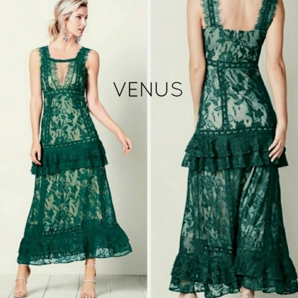 Elegant Green Lace Dress Size 20  NWT
